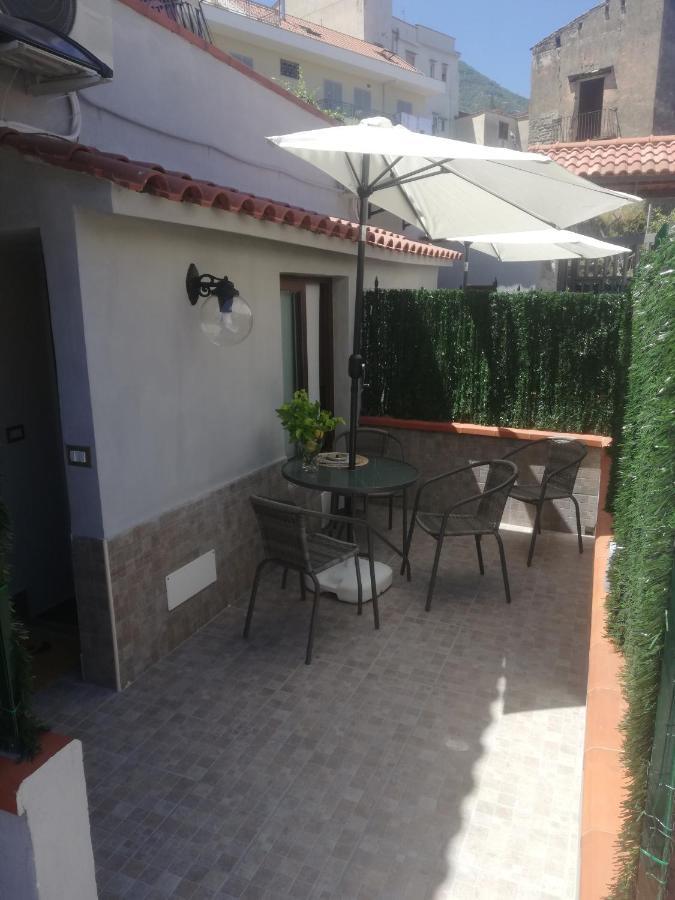 Maremonti Apartments Кастелламмаре-ди-Стабия Экстерьер фото